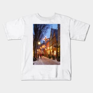 Schnoorviertel in winter with Christmas lights, Bremen, Germany Kids T-Shirt